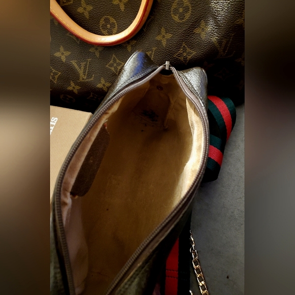 ***Sold Via @Vestiaire Collective Authentici Brown Gucci Handbag - Picture 5 of 10